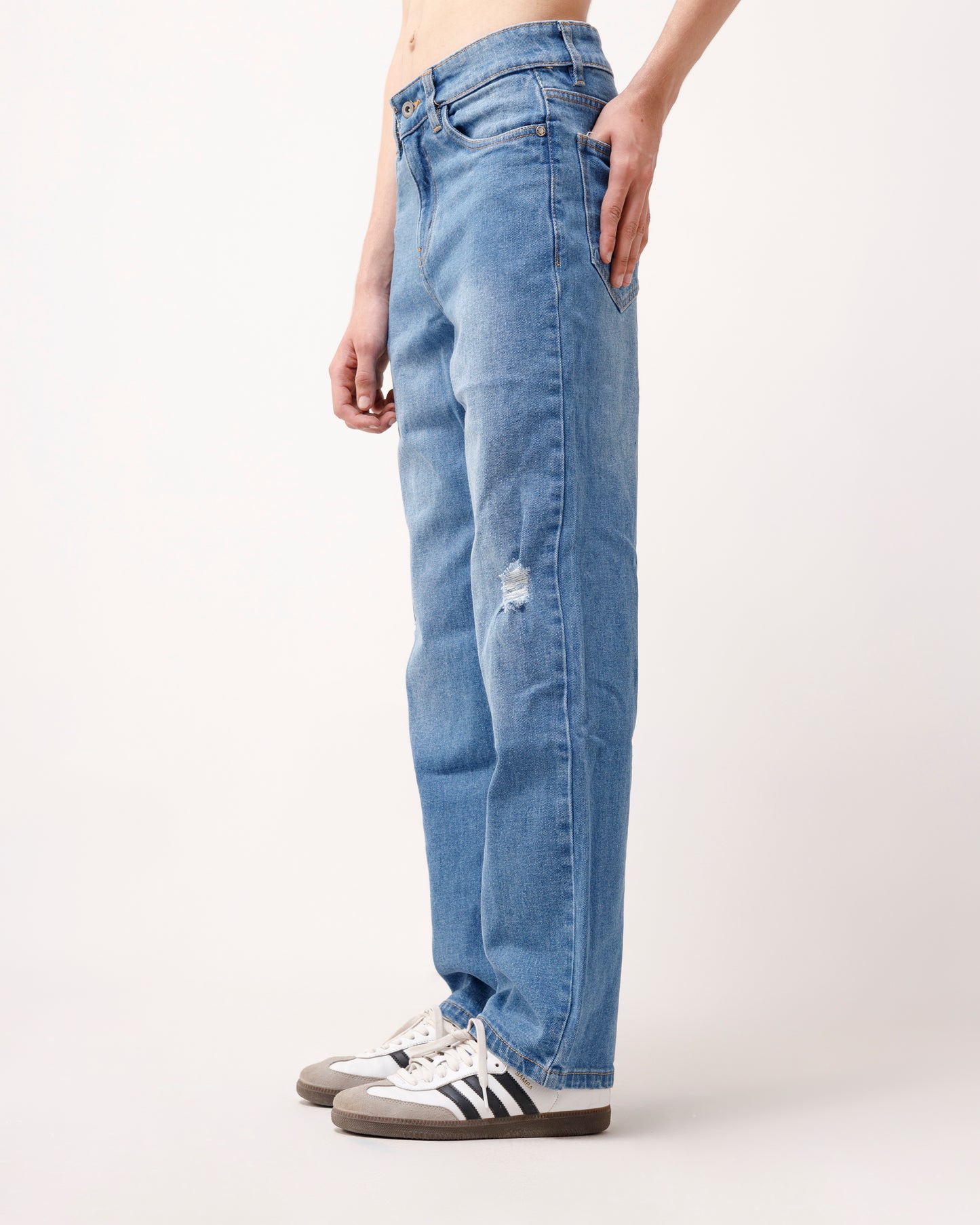 Relaxed Straight-Leg Jeans