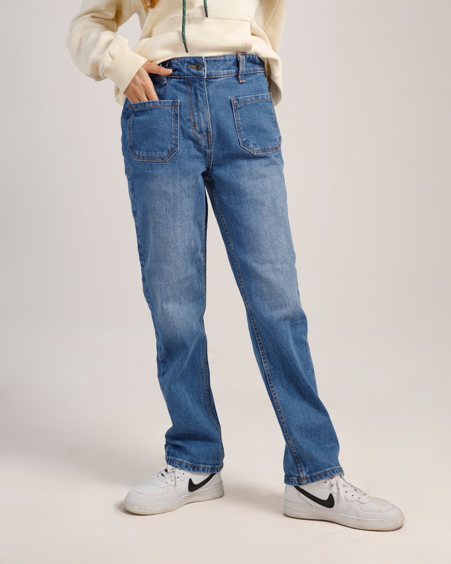 Wide Straight Jeans