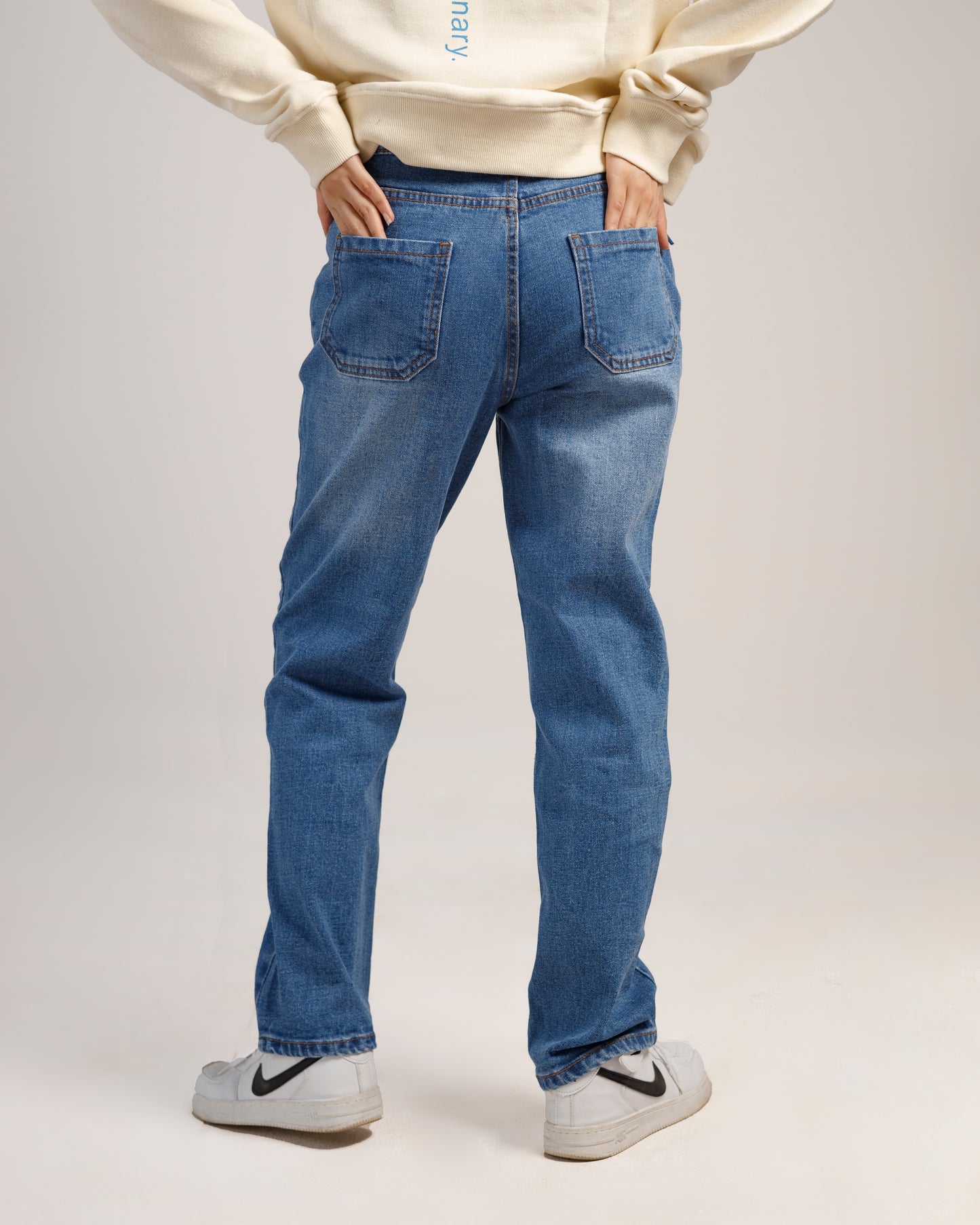 Wide Straight Jeans